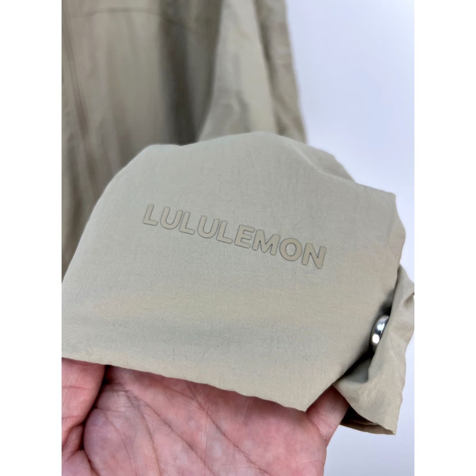 Lululemon Lululemon Jacket Womens Size XS Light Parka Windbreaker Oversized Beige Size XS / US 0-2 / IT 36-38 - 5 Thumbnail