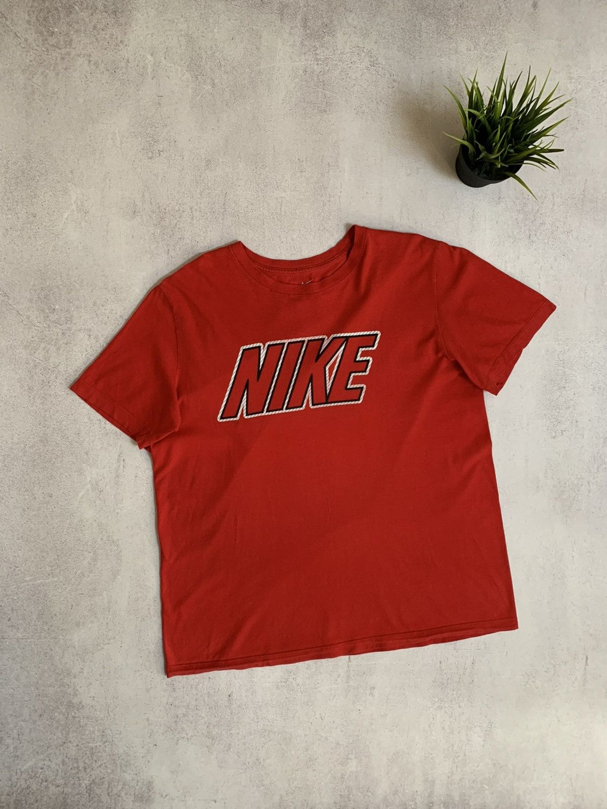 Nike × Vintage Vintage Nike T Shirt Tee Big Logo Baggy Y2K 90s Size US L / EU 52-54 / 3 - 1 Thumbnail