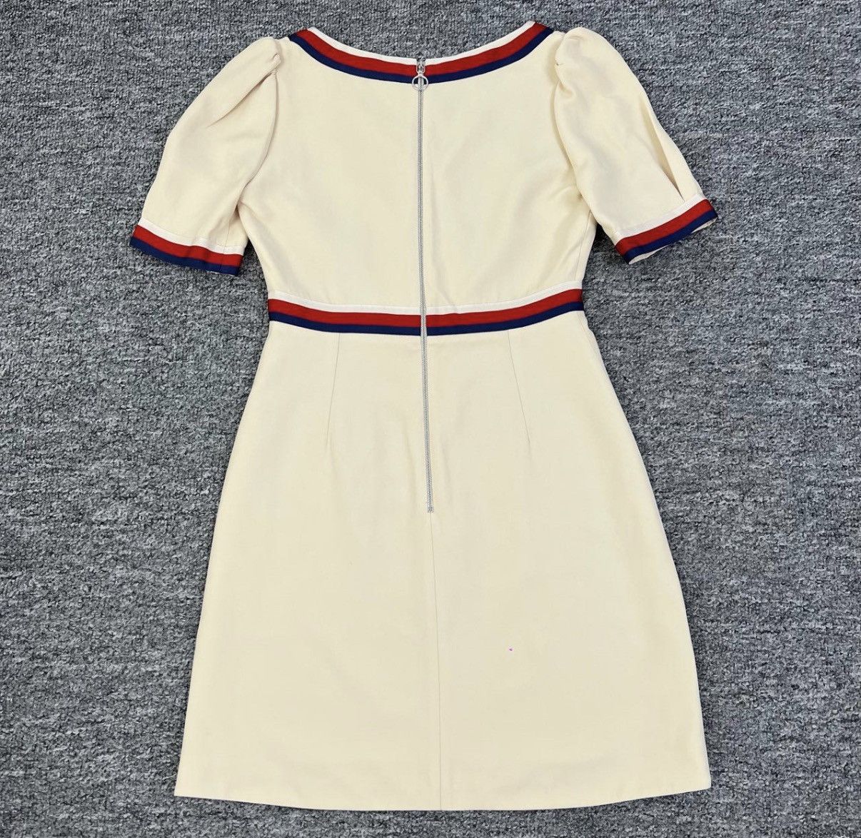 Gucci Gucci V-Neck Striped Webbing Dress K12 Size S / US 4 / IT 40 - 2 Thumbnail