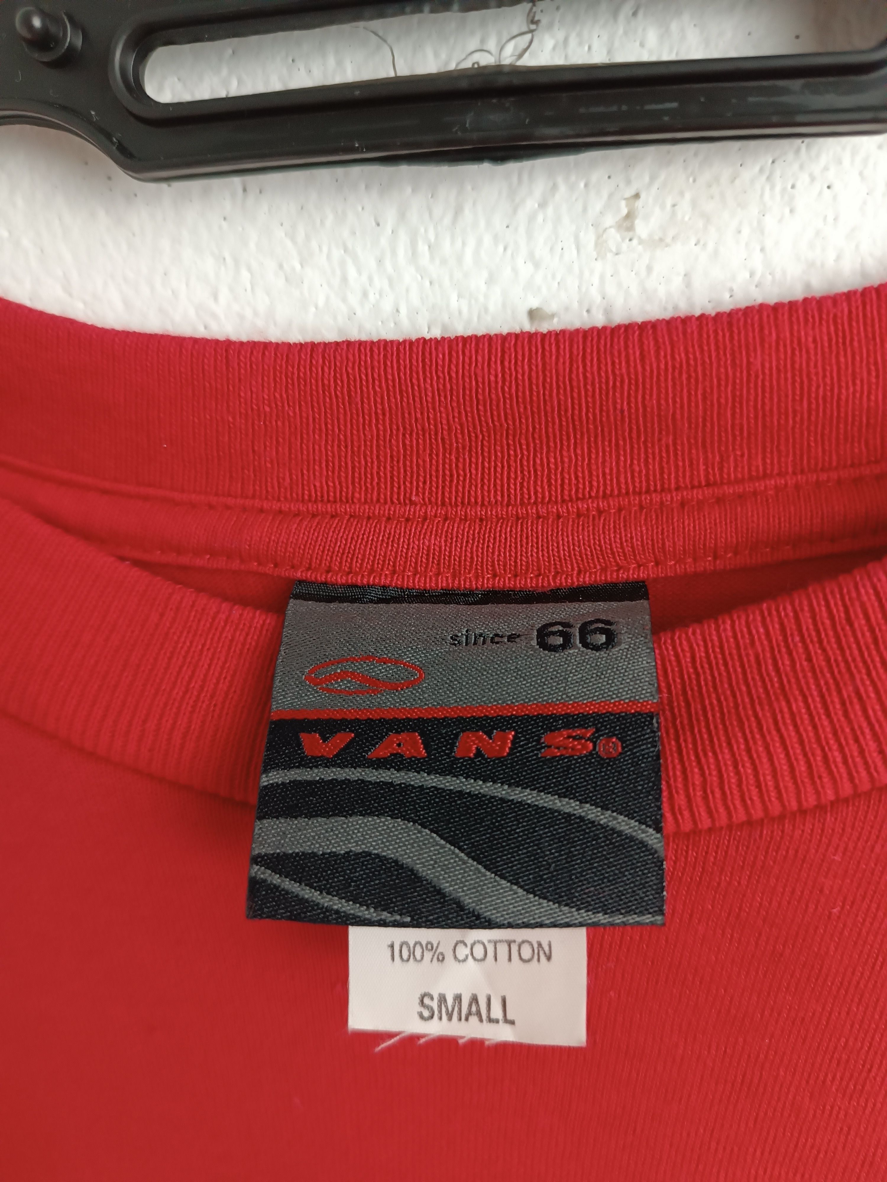 Vans VINTAGE 2000s VANS SKATEBOARD BIG LOGO VERY RARE TEE Size US S / EU 44-46 / 1 - 12 Thumbnail