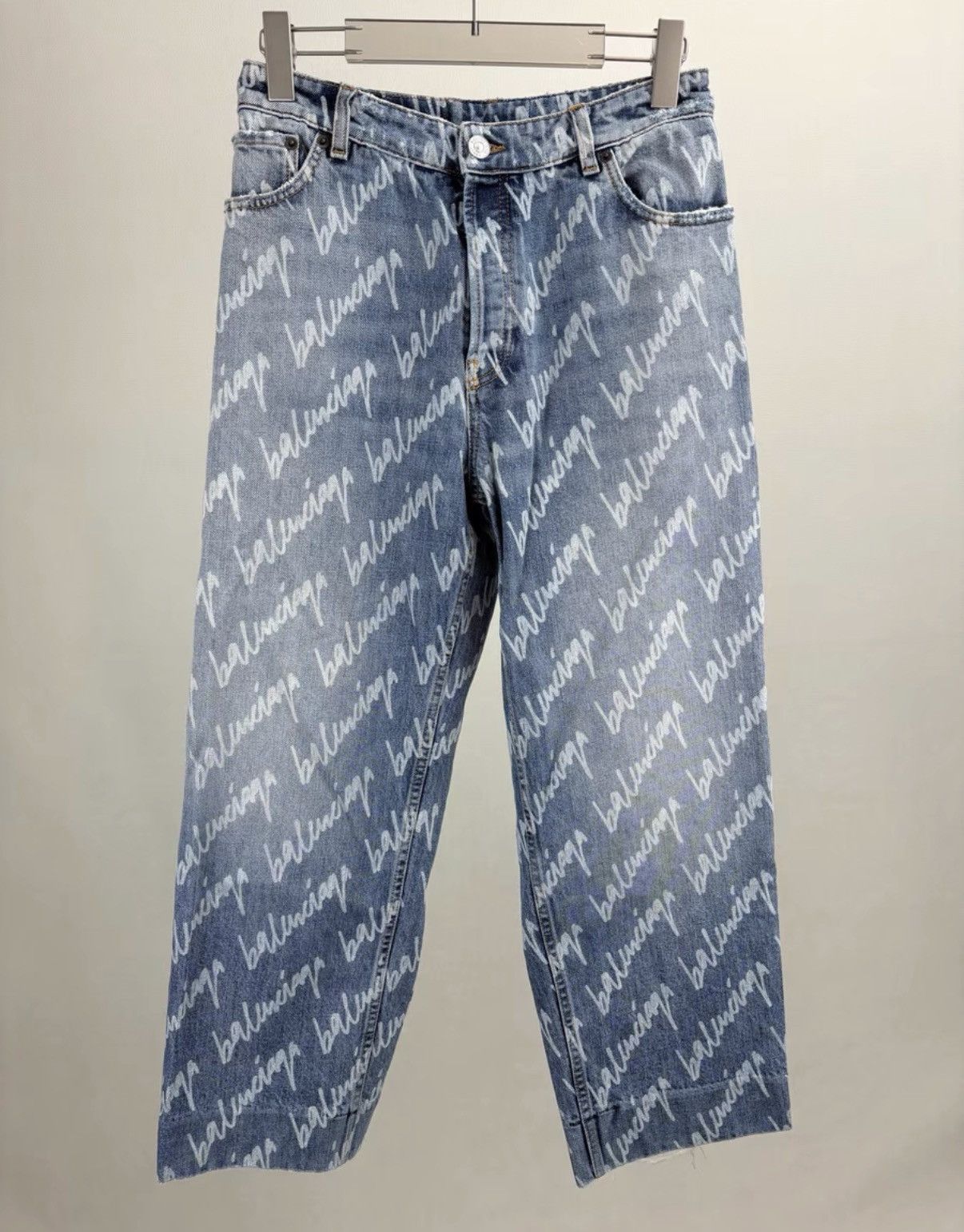 Balenciaga Brand New BALENCIAGA All-Logo Washed Denim Jeans K1 Size US 28 / EU 44 - 1 Thumbnail