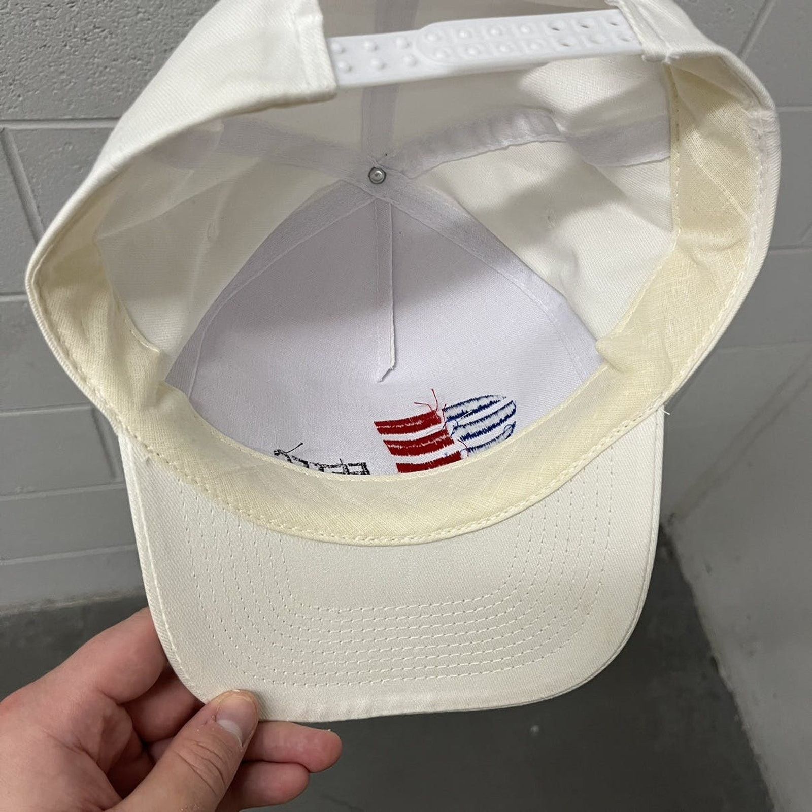 Vintage Vintage 1990’s Manufacturing Snapback Hat O/S White Size ONE SIZE - 9 Thumbnail