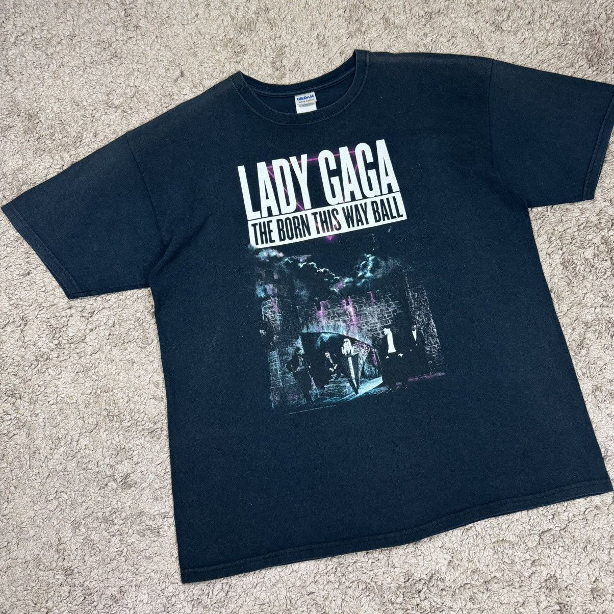Band Tees LADY GAGA The Born This Way Ball T-shirt Size US XL / EU 56 / 4 - 3 Thumbnail