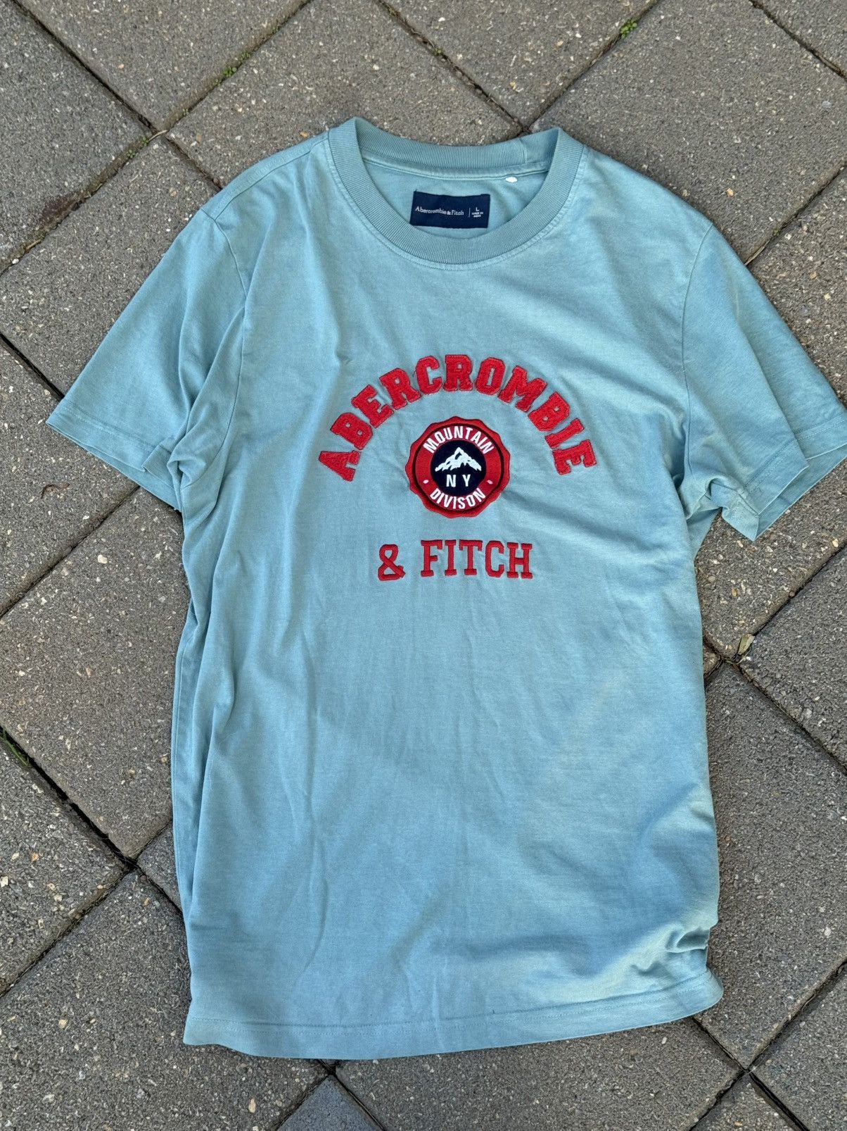 Abercrombie & Fitch Vintage Abercrombie and Fitch Tee Shirt Size US L / EU 52-54 / 3 - 2 Thumbnail