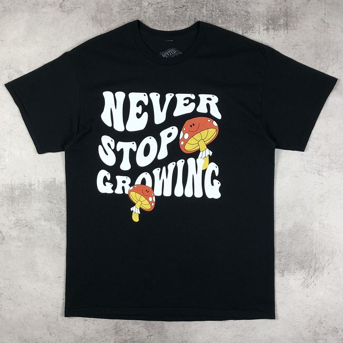 Other Minted Never Stop Growing Mushroom Psycho Hippie Graphic Tee Size US M / EU 48-50 / 2 - 1 Thumbnail