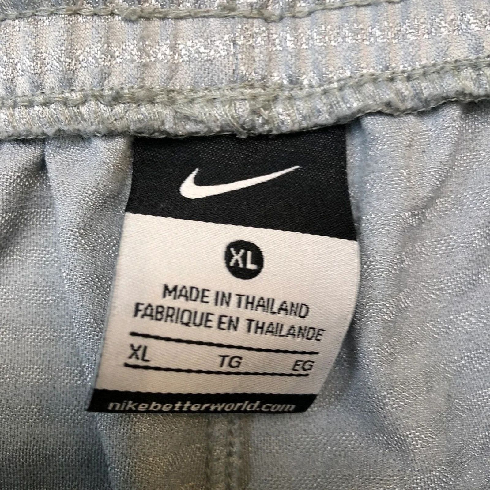 Nike × Vintage Nike Sportswear Shorts XL Swoosh Pocketed Athletic Shorts Size US 34 / EU 50 - 6 Thumbnail