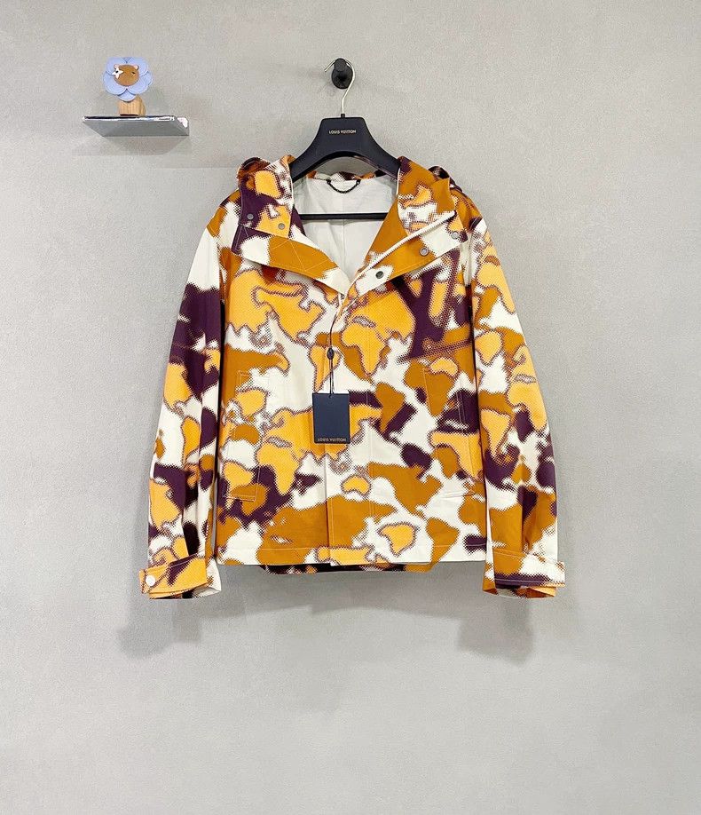 Louis Vuitton Louis Vuitton Campfire Series Map Print Jacket 2503-Nextarr Size US M / EU 48-50 / 2 - 1 Thumbnail