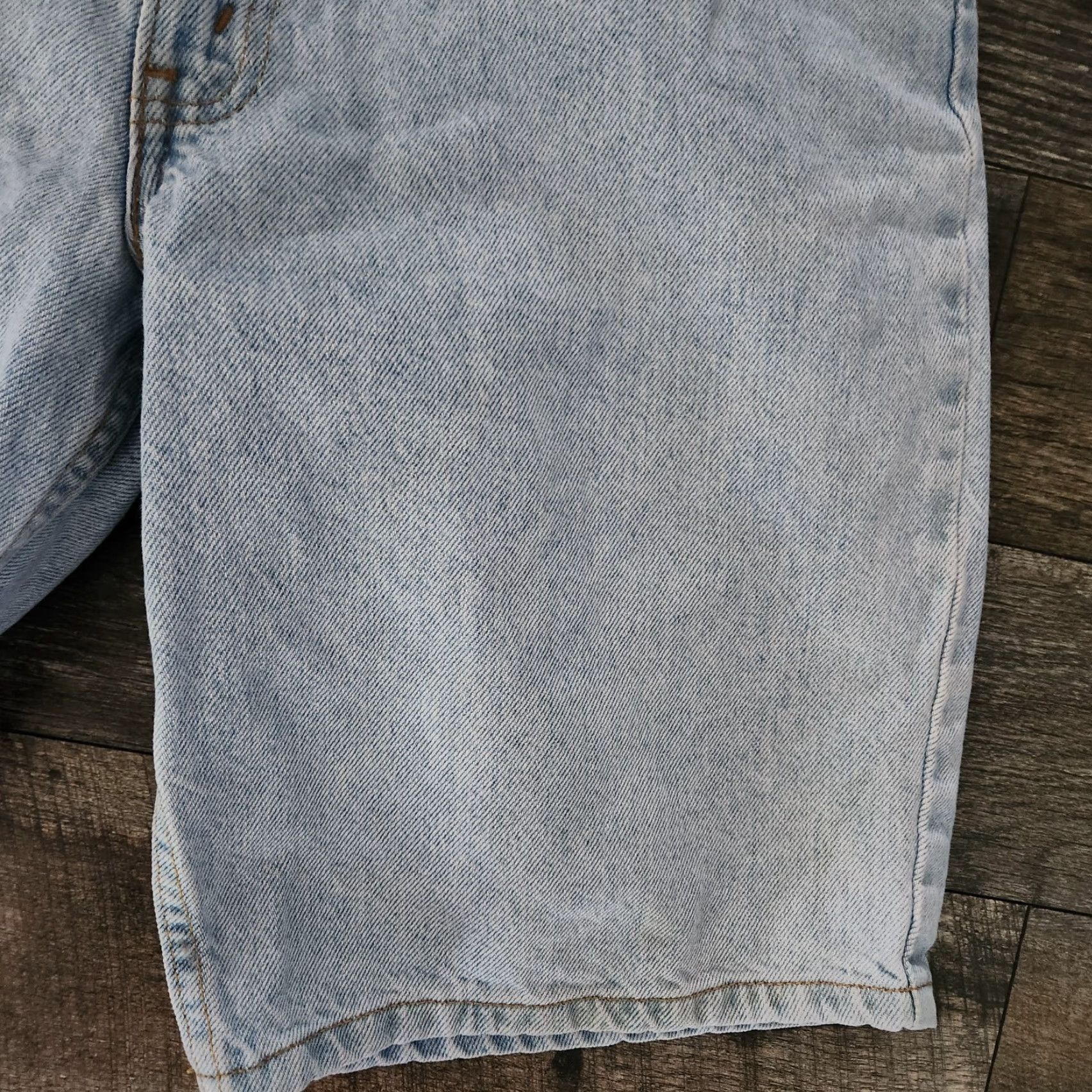 Levi's VINTAGE Levis 550 Relaxed Fit Orange Tab Shorts 34 Men Light Blue Bermuda 90s Jorts Mens Size US 34 / EU 50 - 5 Thumbnail