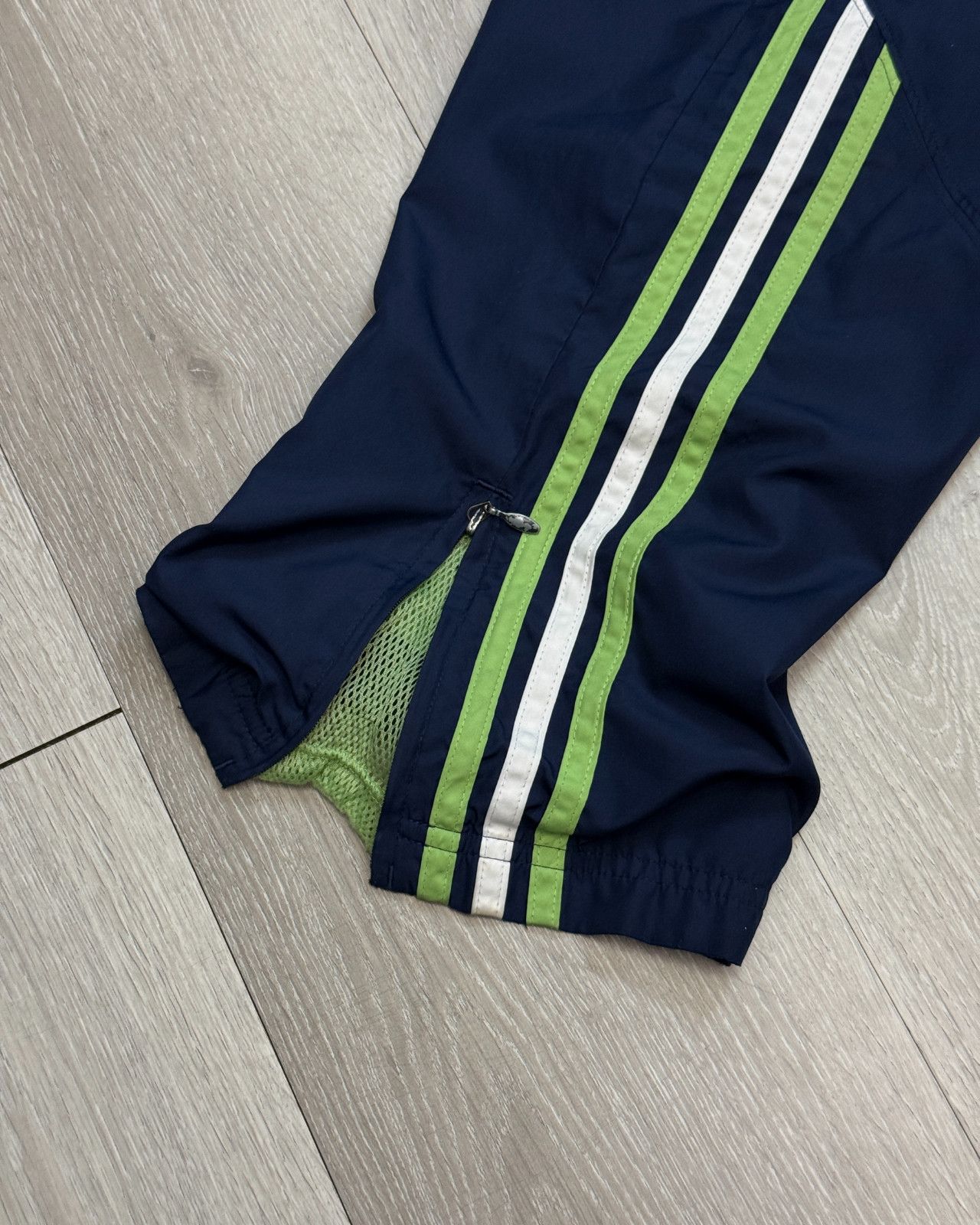 Adidas × Vintage Vintage 2005 Adidas Navy Blue Flare Track Pants - Size Large Size US 34 / EU 50 - 6 Thumbnail