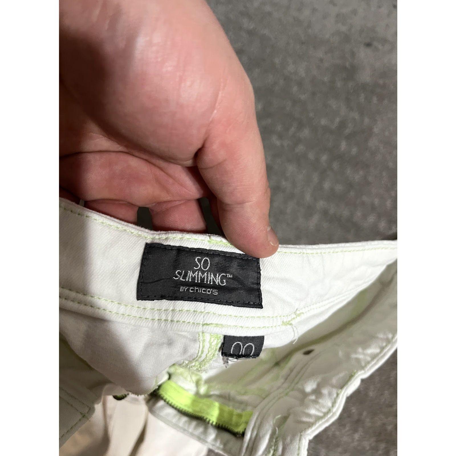 Vintage Chico's Women's So Slimming White Denim Cotton Stretch Ankle Jeans Size 00 Size 24" / US 00 / IT 34 - 5 Thumbnail