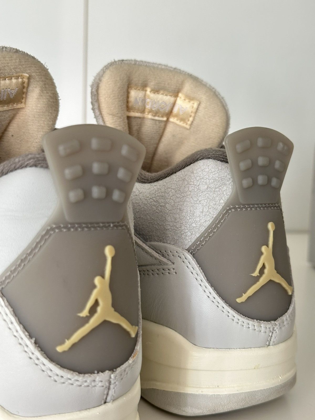 Jordan Brand Jordan 4 Retro SE Photon Dust/Pale Vanilla Size US 8 / EU 41 - 5 Thumbnail