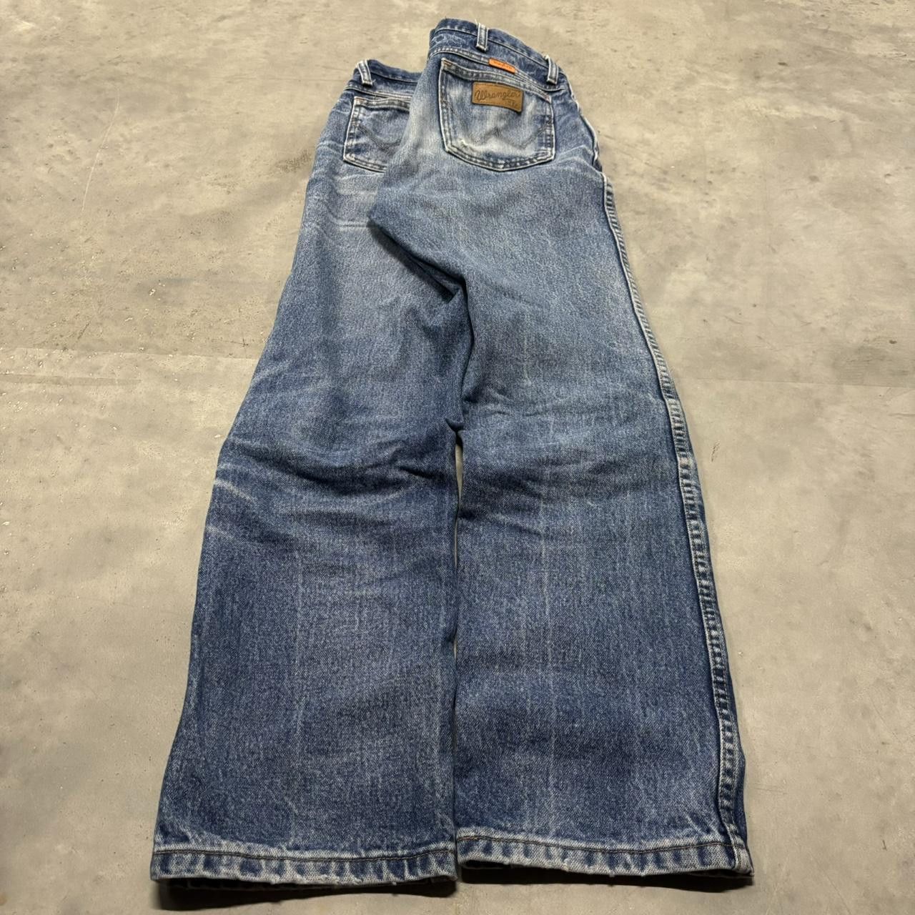 Japanese Brand × Vintage Crazy Vintage Y2K/2000s Grunge Faded Medium Wash Essential Denim Jeans! Size US 32 / EU 48 - 4 Thumbnail