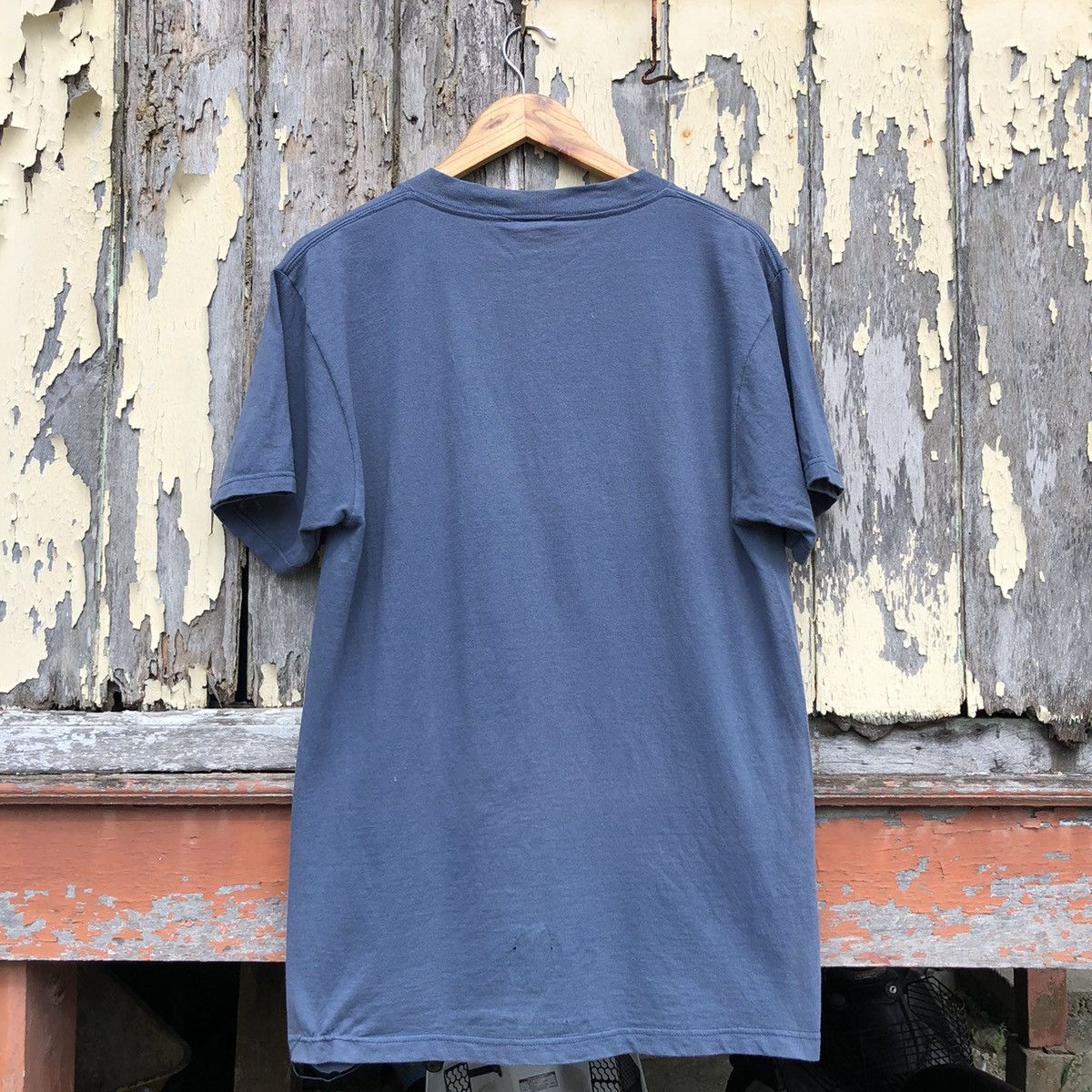 Vintage Vintage 90s Sunfaded Surf On Tshirt Size US M / EU 48-50 / 2 - 12 Thumbnail