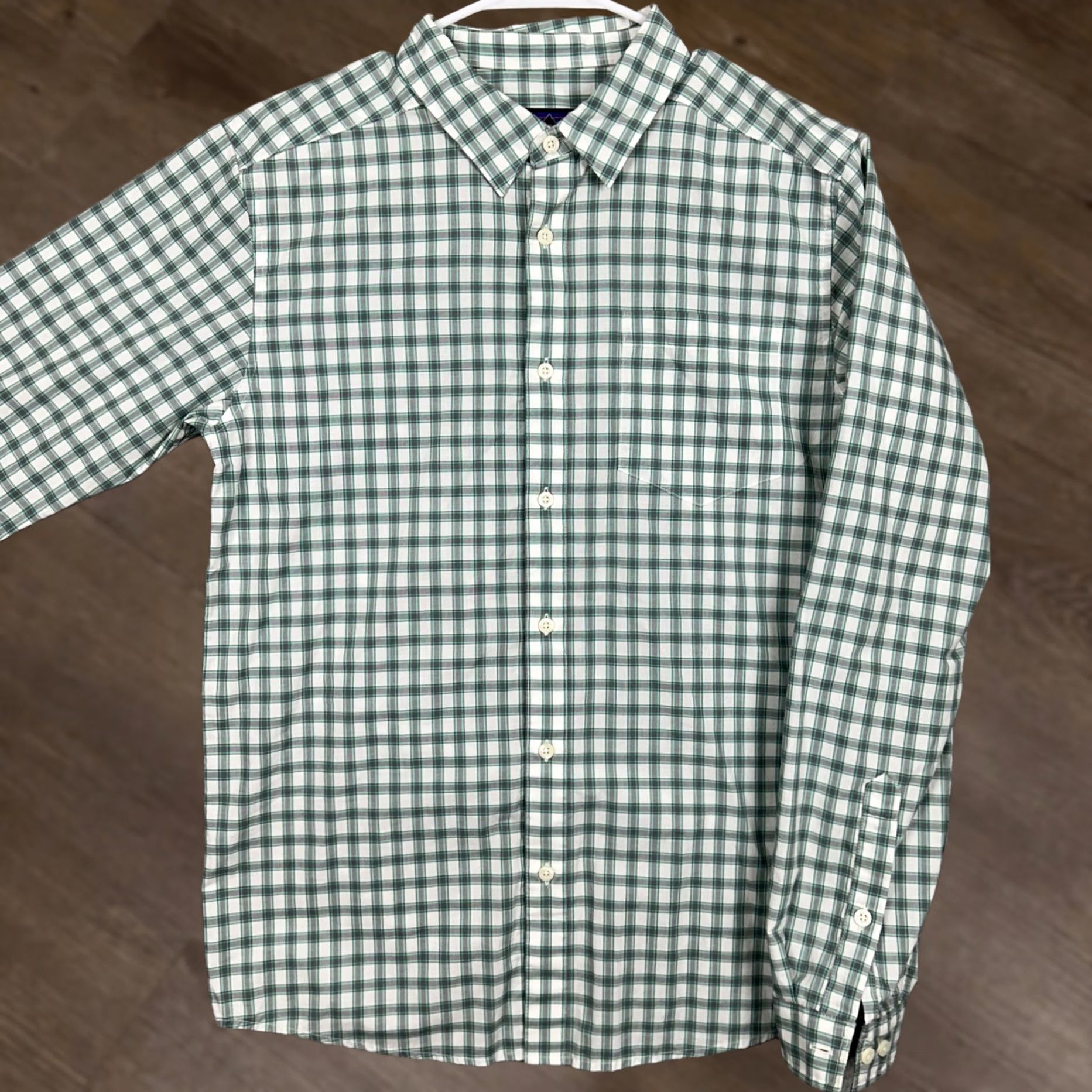 Patagonia Patagonia Shirt Mens Medium Green Button Up Plaid Long Sleeve EUC Size US M / EU 48-50 / 2 - 1 Thumbnail
