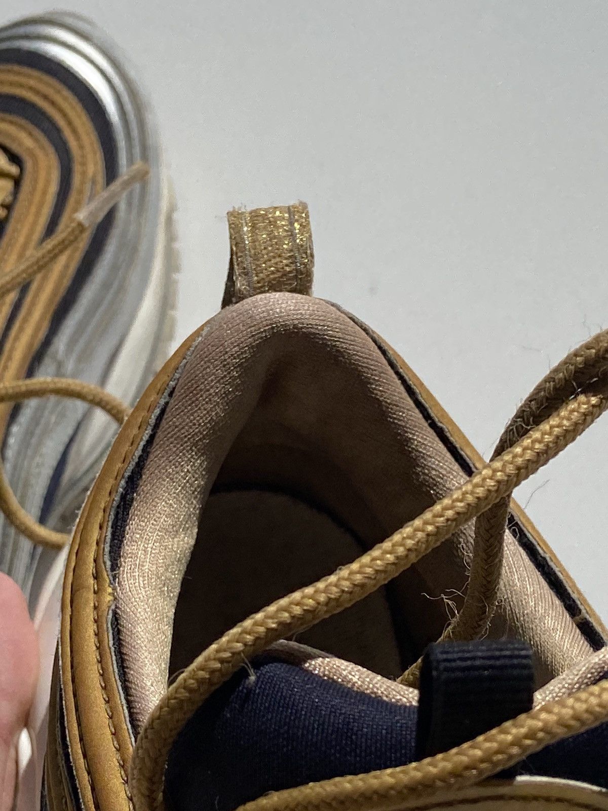 Nike Nike AIR MAX 97 Special Edition AQ4137-700 Size US 8.5 / EU 41-42 - 21 Thumbnail
