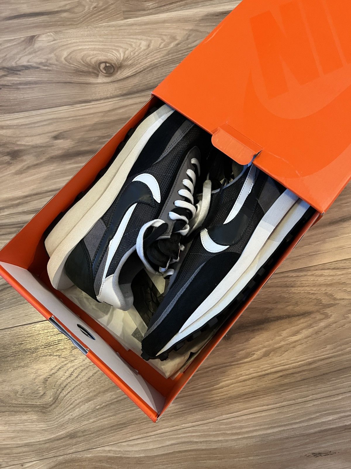 Nike × Sacai Nike Sacai LD Waffle Black and White Size US 9 / EU 42 - 23 Thumbnail
