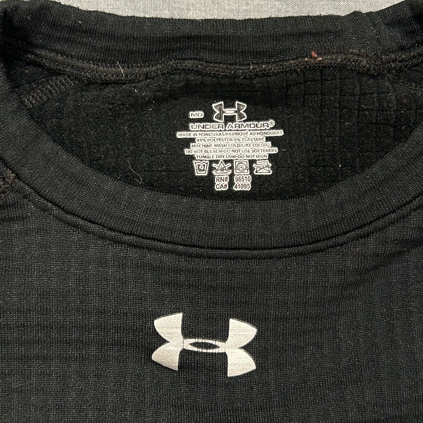 Under Armour Under Armour Base 3.0 black grid fleece long sleeve mens M Size US M / EU 48-50 / 2 - 4 Thumbnail