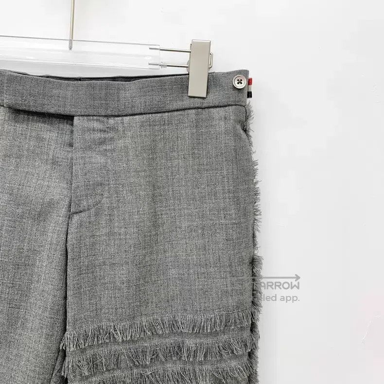 Thom Browne Thom Browne size 0 Grey Classic Four-Stripes Wool Casual Tr Size US 29 - 3 Thumbnail