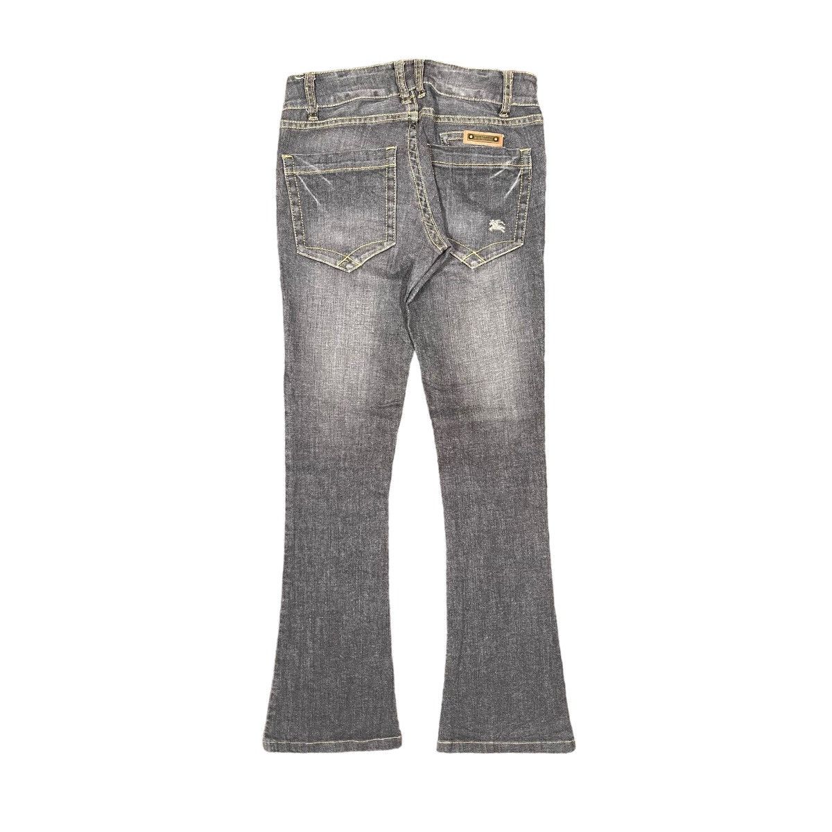 Burberry Burberry Blue Label Flare Charcoal Washed Denim Jeans Size US 27 - 2 Thumbnail