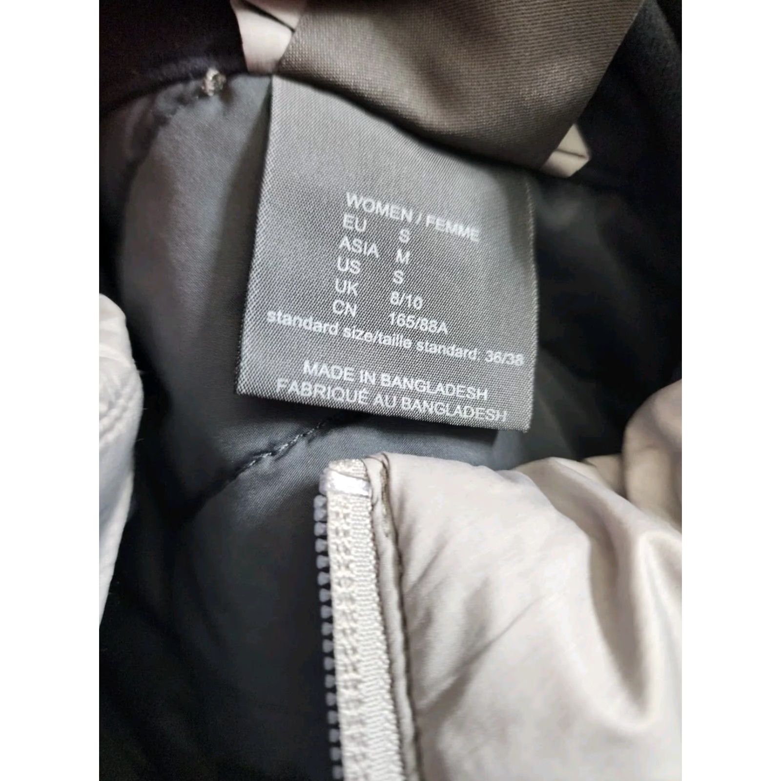 Jack Wolfskin Womens Jack Wolfskin Vest - Packable Puffer Zip Gray Stormlock - S - Sleeveless - Quilted - Lightweight - Regular - Gray - Women - Vest Size S / US 4 / IT 40 - 2 Thumbnail