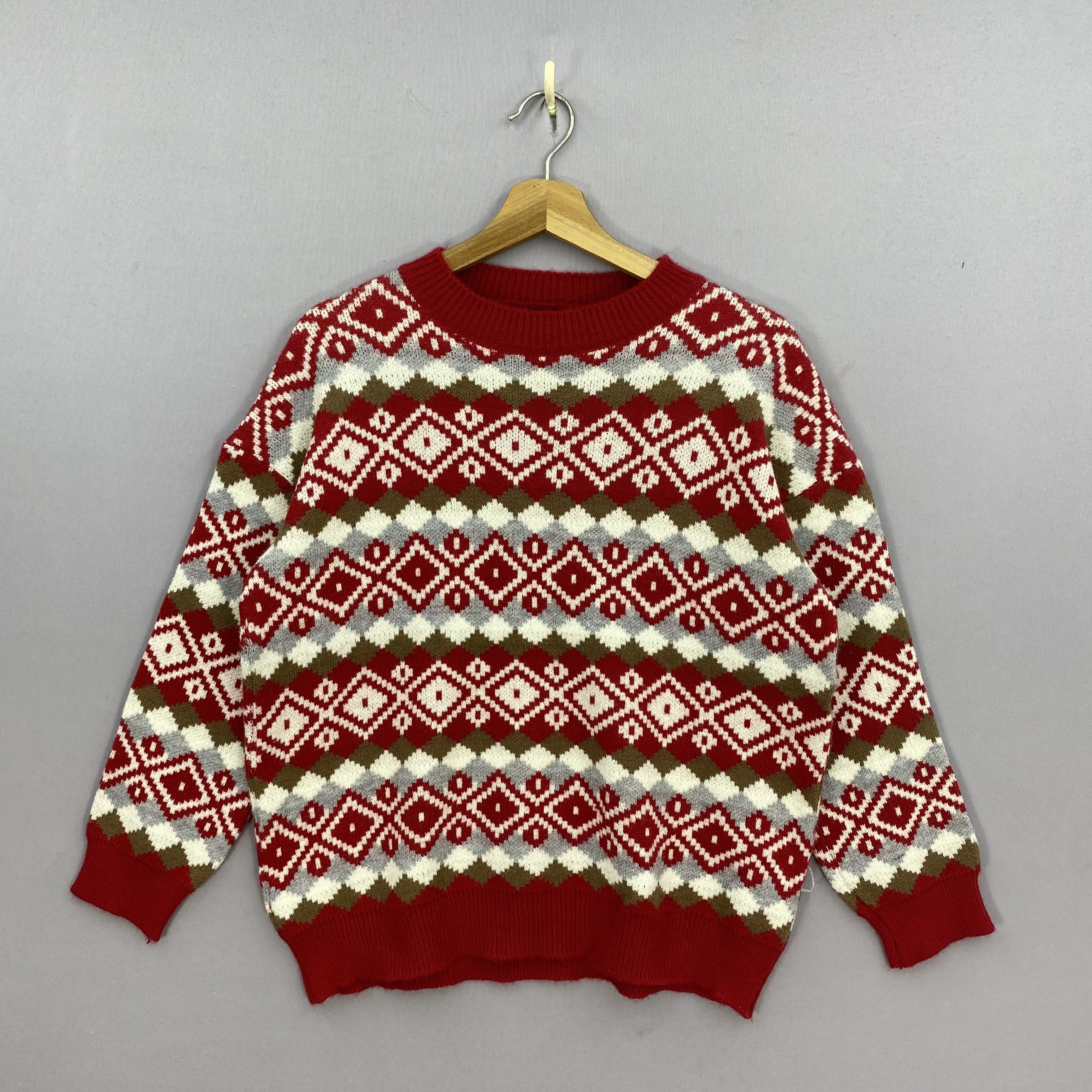 Japanese Brand Vintage 90s Fair Isle Sweater Nordic Knit Wool Pullover Size US M / EU 48-50 / 2 - 2 Thumbnail