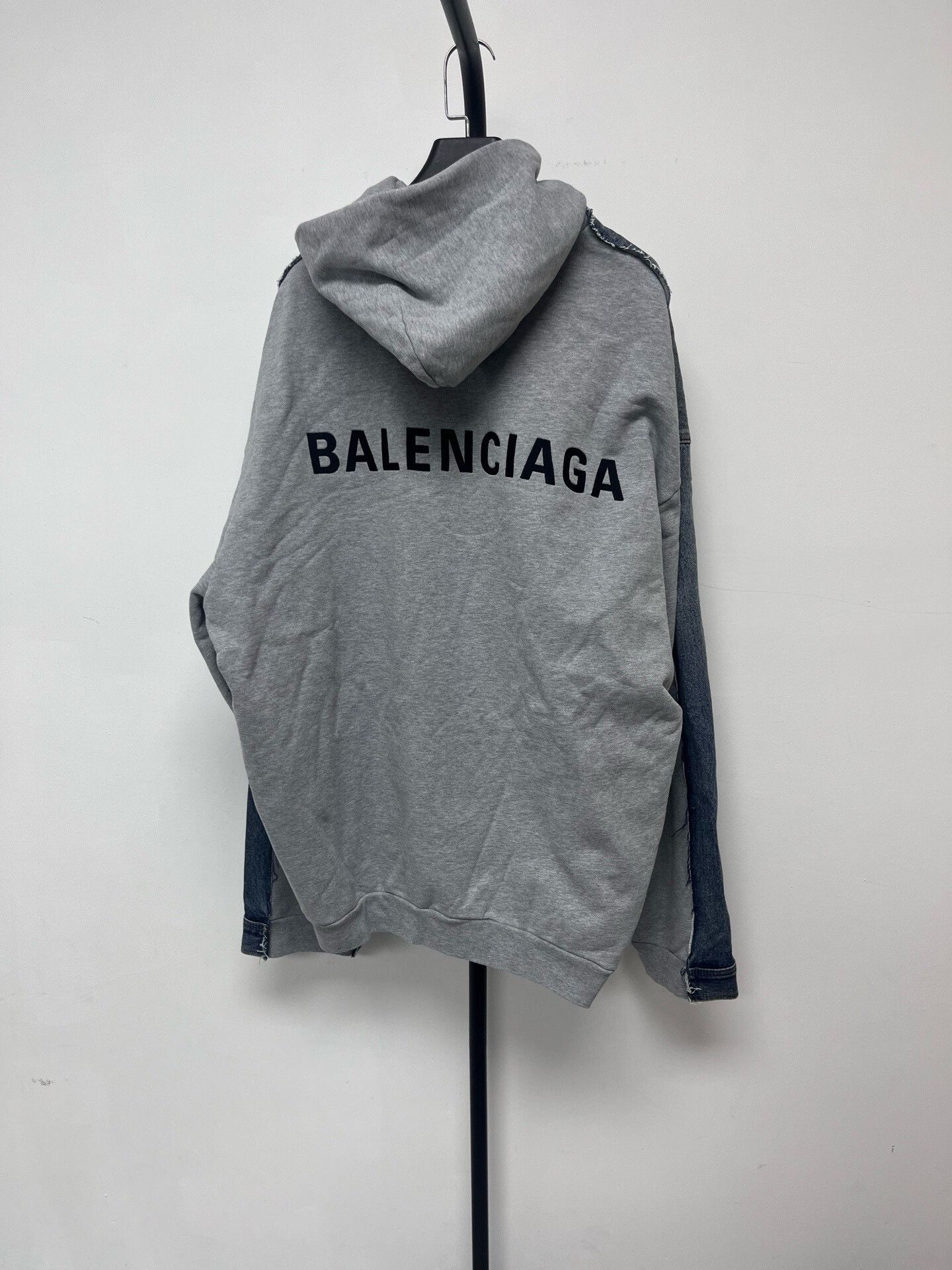 Balenciaga balenciaga hooded denim jacket with button details Size US M / EU 48-50 / 2 - 1 Thumbnail