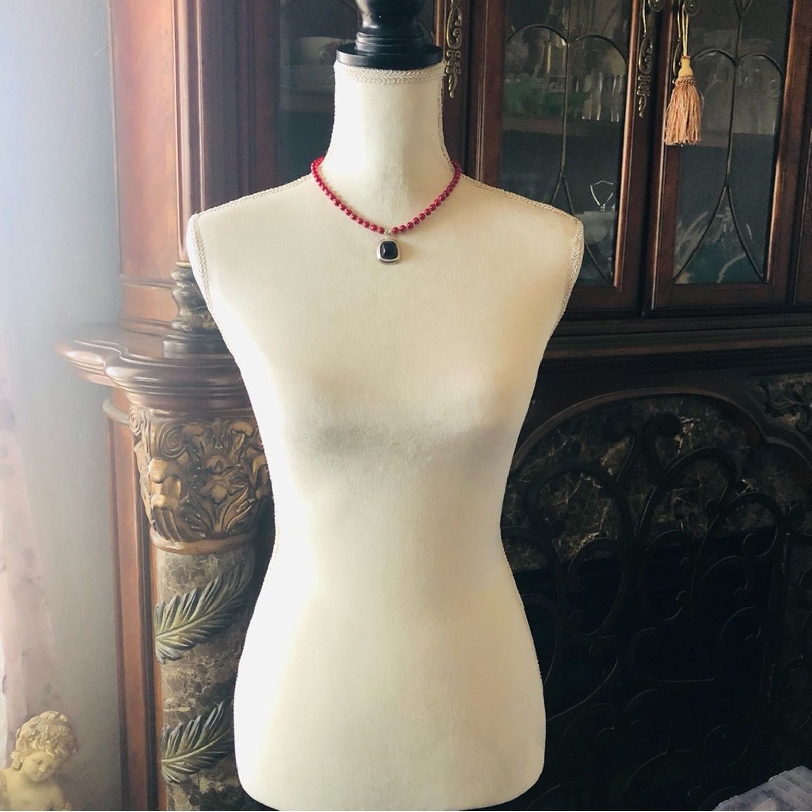 Handmade Handcrafted repurpose dark vampire blood dome Pearl necklac Size ONE SIZE - 6 Thumbnail
