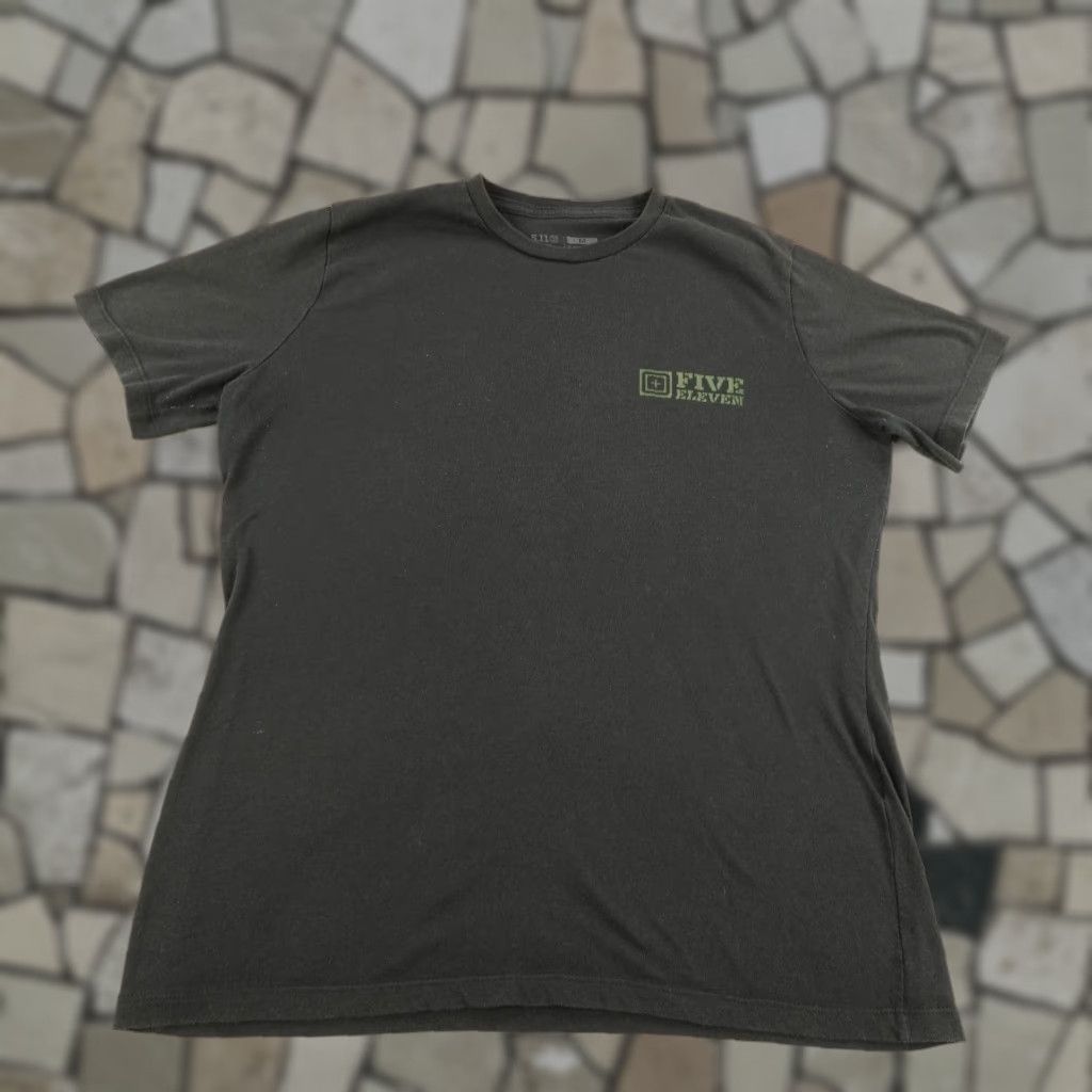 Vintage VINTAGE 5.11 Tactical Shirt Mens M Black Pineapple Grenade Always Be Ready Utility Shirt Size US M / EU 48-50 / 2 - 1 Thumbnail
