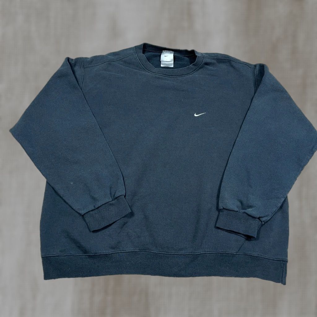 Nike VINTAGE Nike Sweatshirt Men 2XL Gray Crewneck Pullover Hoodie Pockets All Seasons Solid 2000s Sports Nike Sportswear Mens Sweatshirt Size US XXL / EU 58 / 5 - 1 Thumbnail