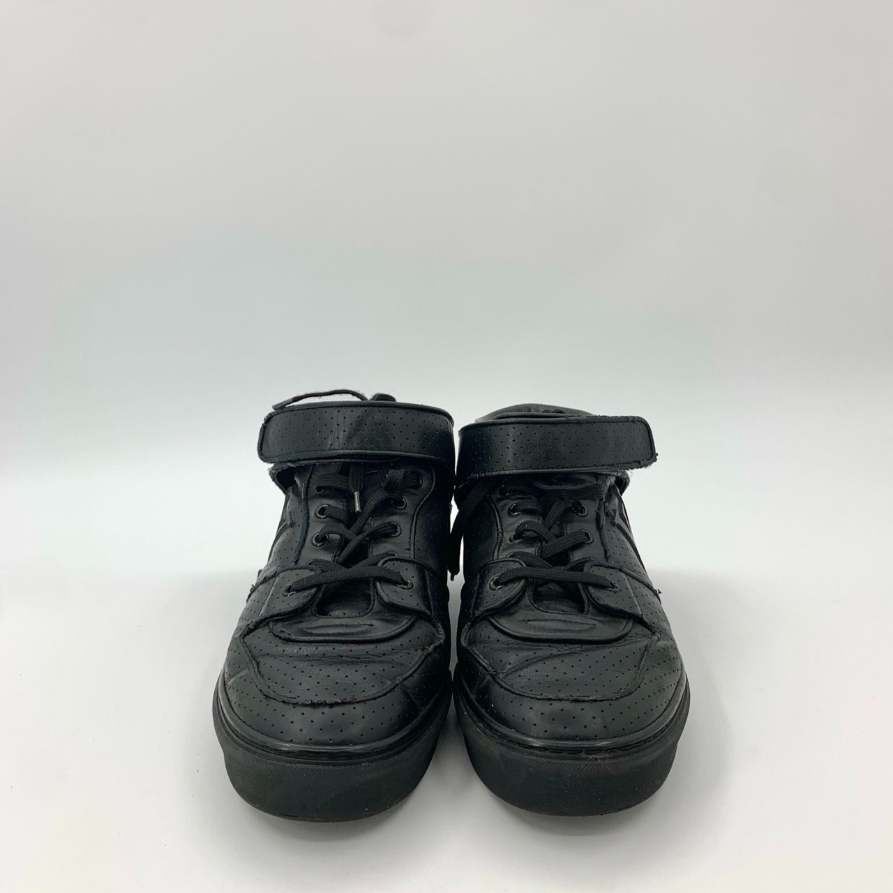 Louis Vuitton Louis Vuitton Logo Black Lace-Up High-Top Skateboarding Sho Size US 12 / IT 42 - 8 Thumbnail