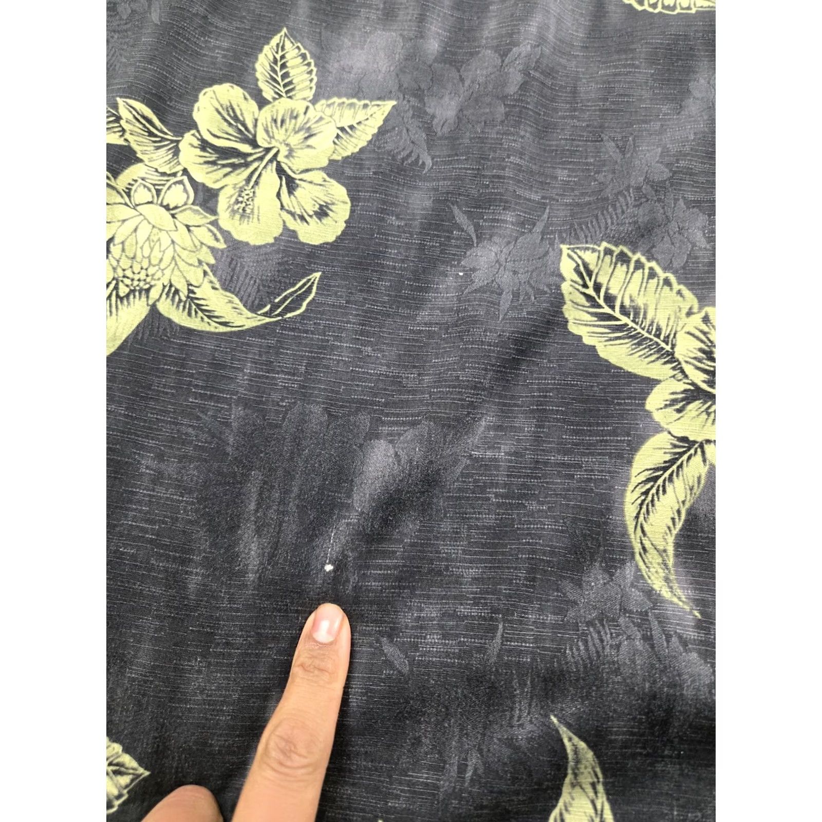 Tommy Bahama Tommy Bahama Shirt Mens 2XL Black Floral Hibiscus Button Up Camp Casual Size US XXL / EU 58 / 5 - 7 Thumbnail