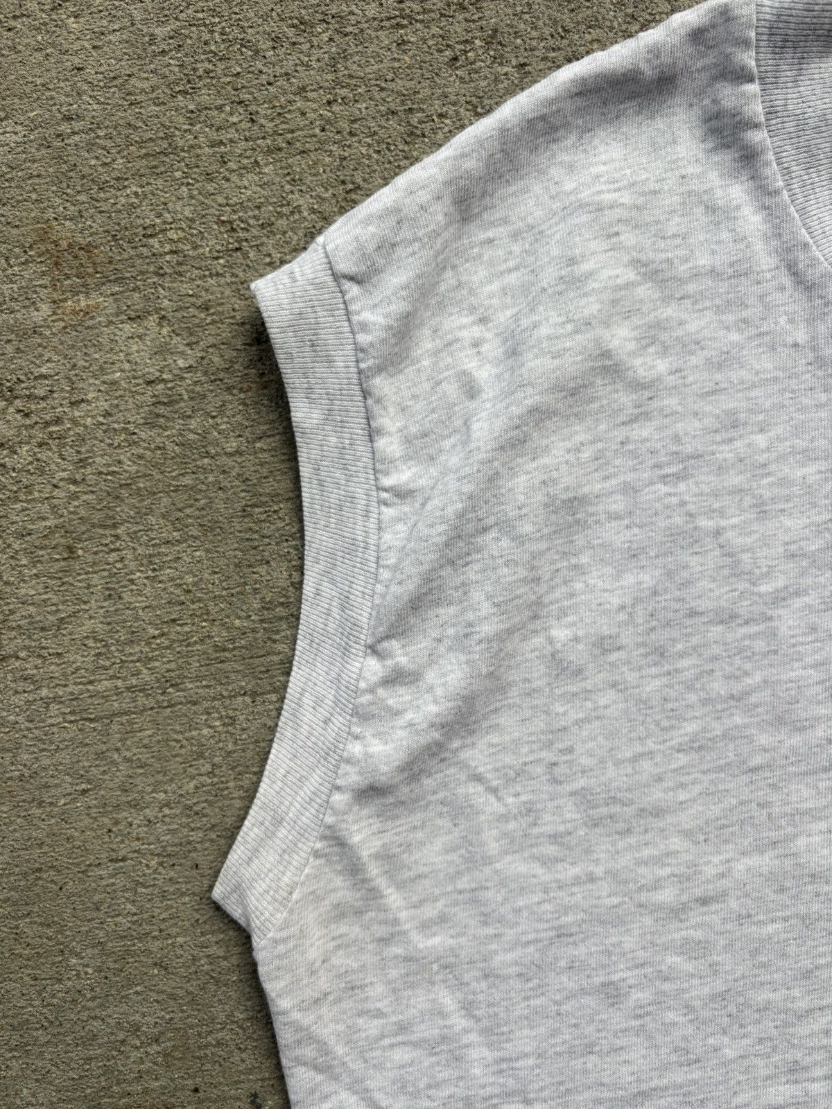 Jerzees Vintage 90s jerzees blank sleeveless t-shirt Size small Size US S / EU 44-46 / 1 - 3 Thumbnail