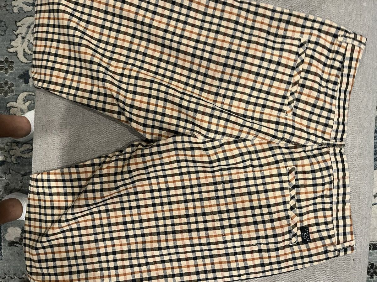 Barney Cools Barney Cools Burberry Plaid Chino Pants Size US 38 / EU 54 - 2 Thumbnail