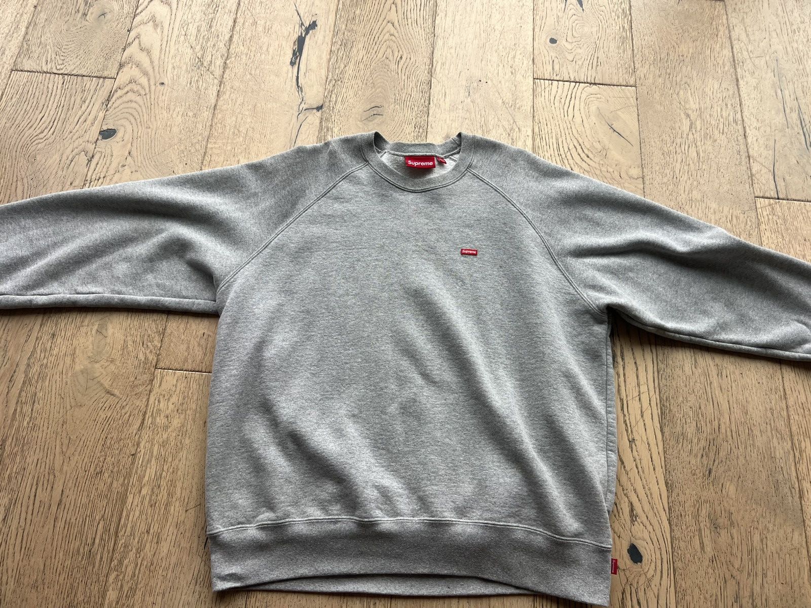 トップス Supreme Box Logo Crewneck \"Heather Grey\" Supreme Box Logo Crewneck (FW22) Heather Grey Men's - FW22 - US