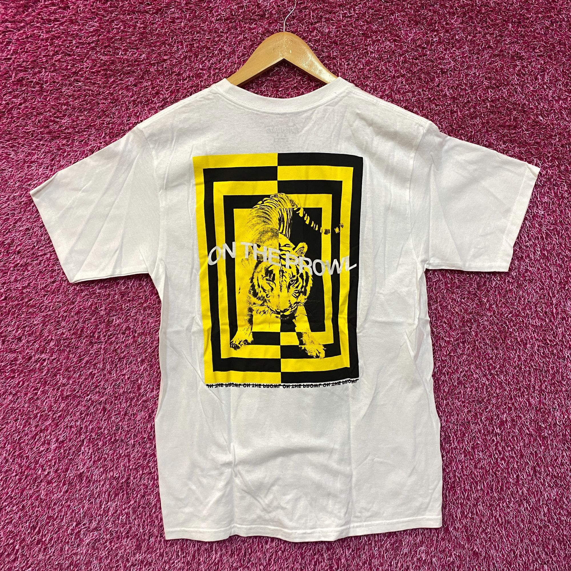 Empyre Empyre On The Prowl tiger Tshirt size medium Size US M / EU 48-50 / 2 - 2 Thumbnail