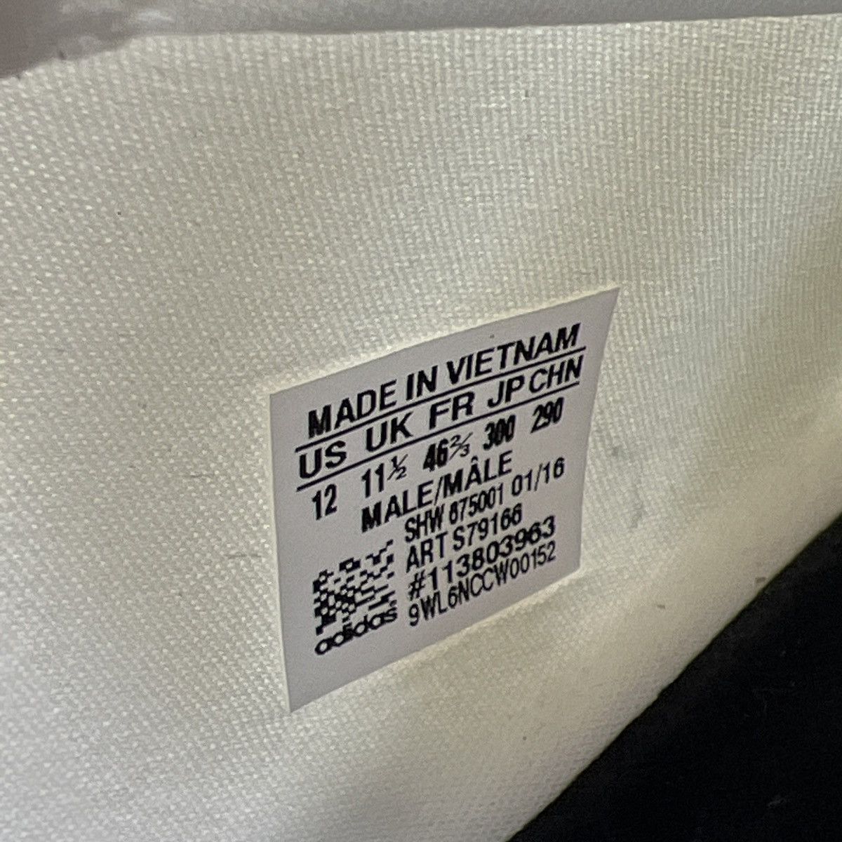 Adidas NMD_R1 all white Size US 12 / EU 45 - 9 Thumbnail