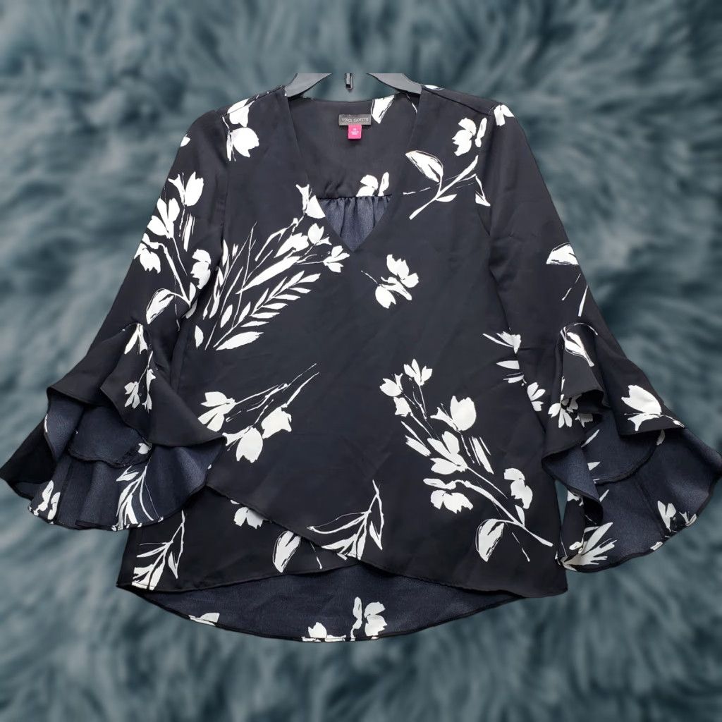 Vince Camuto Vince Camuto Blouse Womens XS Multicolor Floral Flutter Sleeve V-Neck Shirt Size XS / US 0-2 / IT 36-38 - 1 Thumbnail