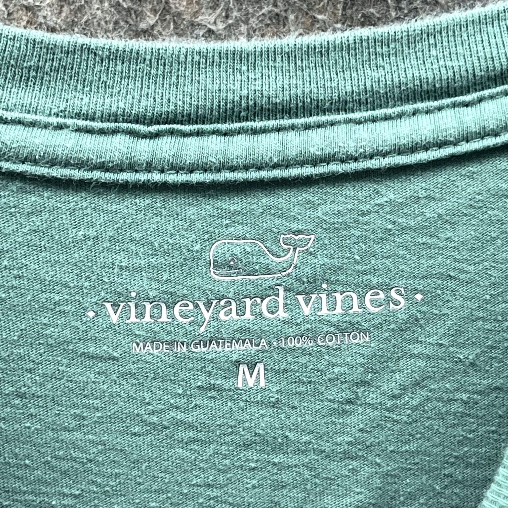 Vineyard Vines Vineyard Vines Shirt Mens Medium Green Soccer Whale Pocket Graphic Tee Tagless Size US M / EU 48-50 / 2 - 6 Thumbnail