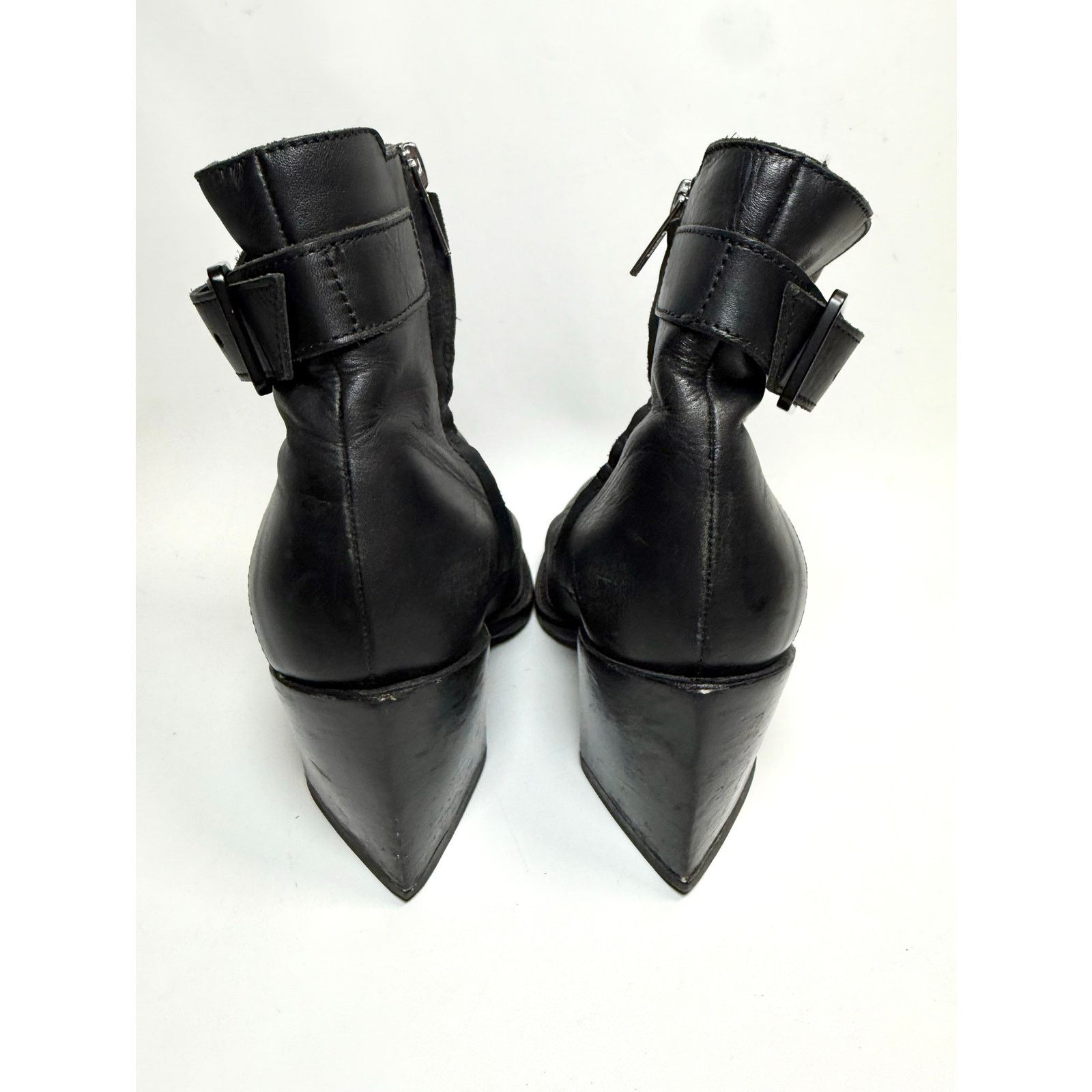 Helmut Lang Helmut Lang Schist Ankle Boots size 37.5 $595 Size US 7.5 / IT 37.5 - 5 Thumbnail