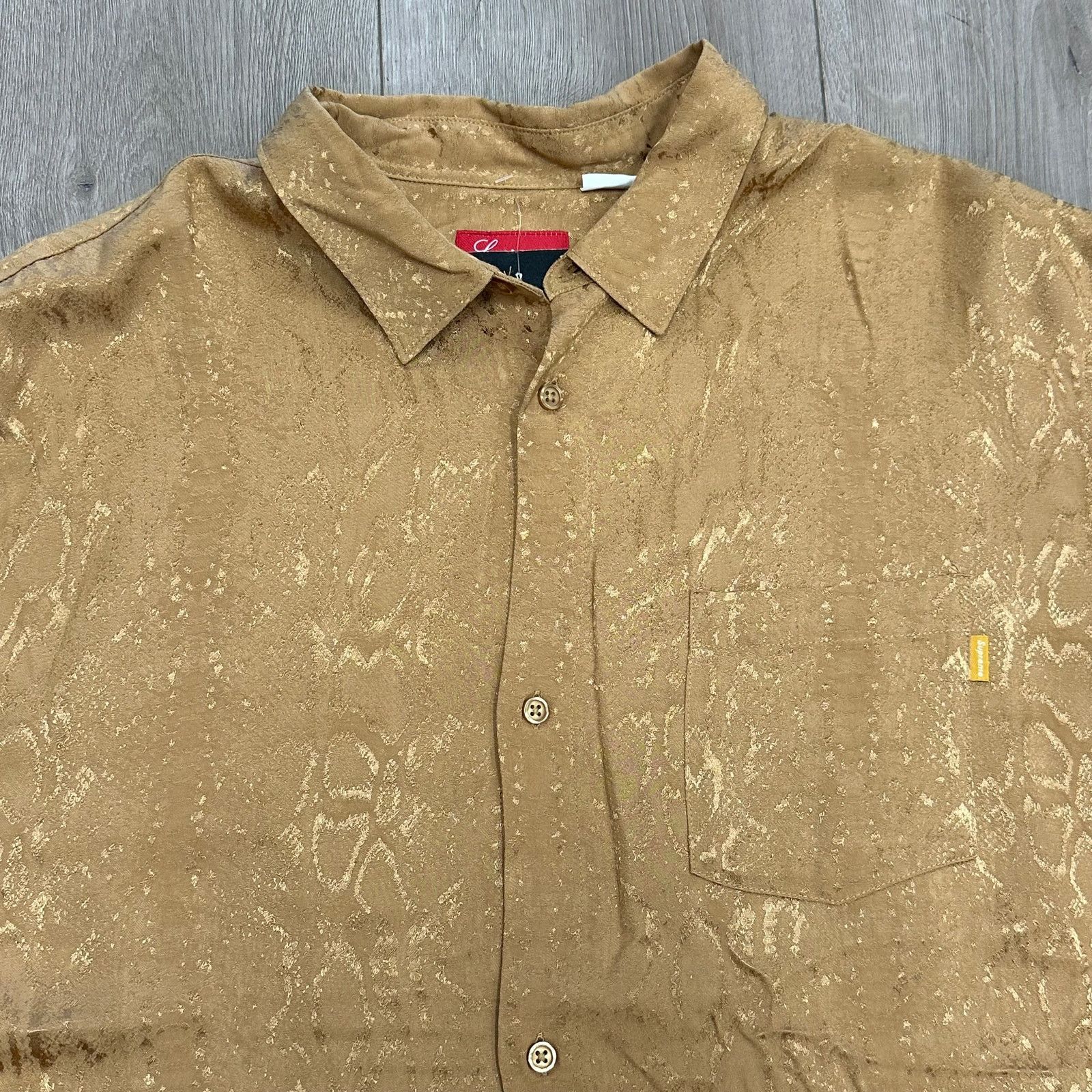Supreme SS20 Supreme Snakeskin Jacquard Shirt Gold Button Up Size XL Size US XL / EU 56 / 4 - 2 Thumbnail
