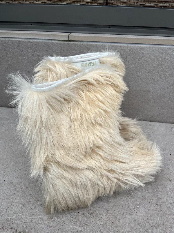 Vintage Fur Siberia Boots like bigrock Iconic y2k diva swag Winter Size US 8.5 / IT 38.5 - 2 Thumbnail