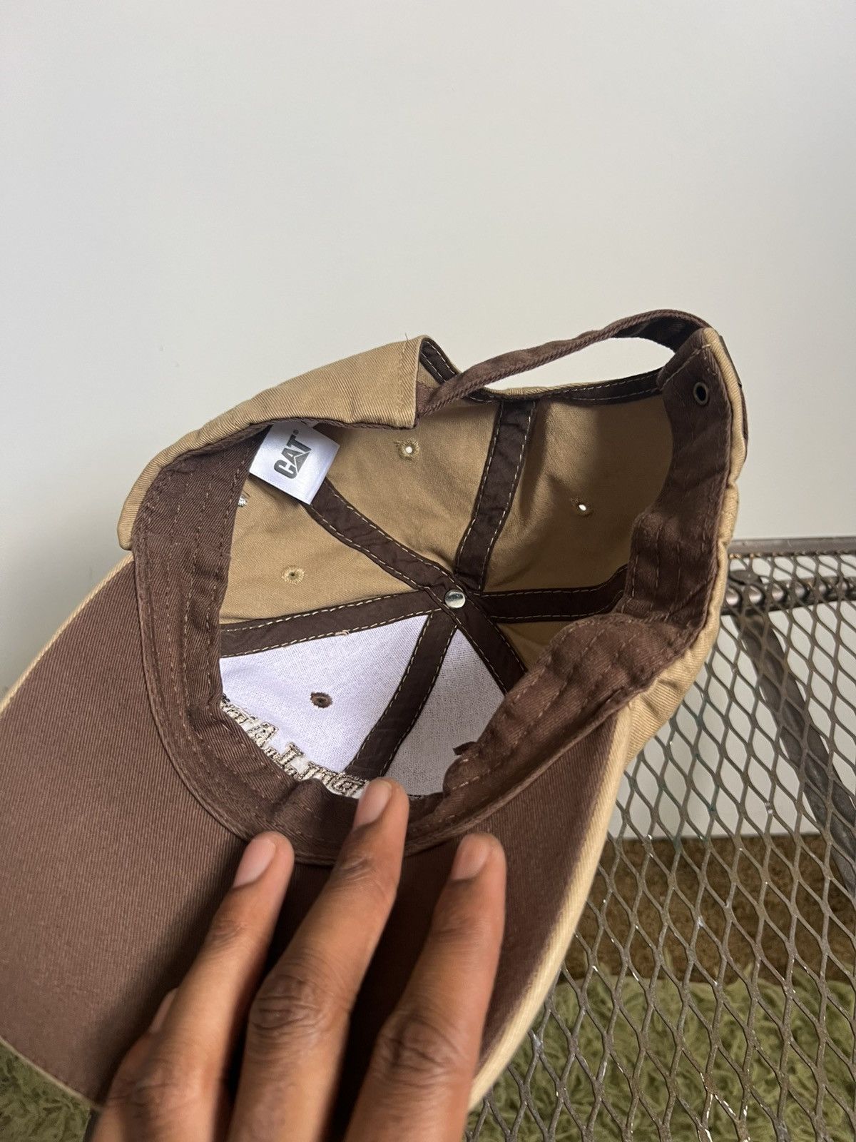 Caterpillar CAT Caterpillar ‘A Little Dirt Never Hurt’ Vintage Mens Hat Size ONE SIZE - 3 Thumbnail