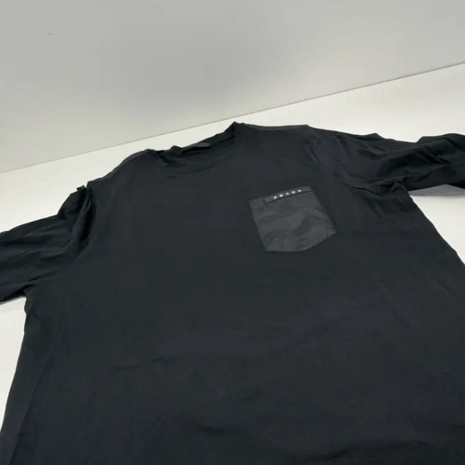 Prada Prada Long Sleeve T-shirt Size US M / EU 48-50 / 2 - 6 Thumbnail