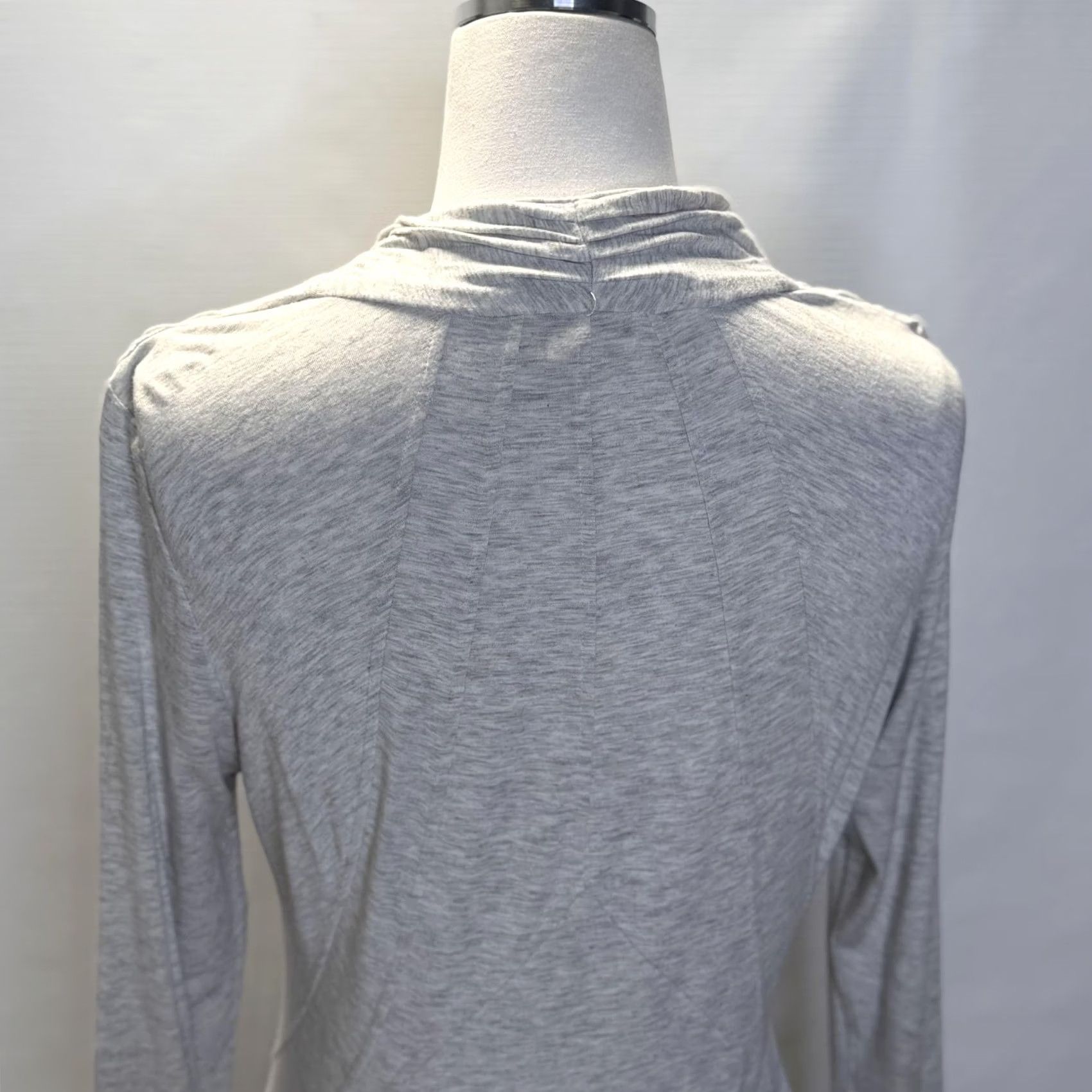 Vintage VINTAGE Black? Sundance Shirt Womens Small Gray Long Sleeve V-Neck Modal Spandex Casual Size S / US 4 / IT 40 - 4 Thumbnail