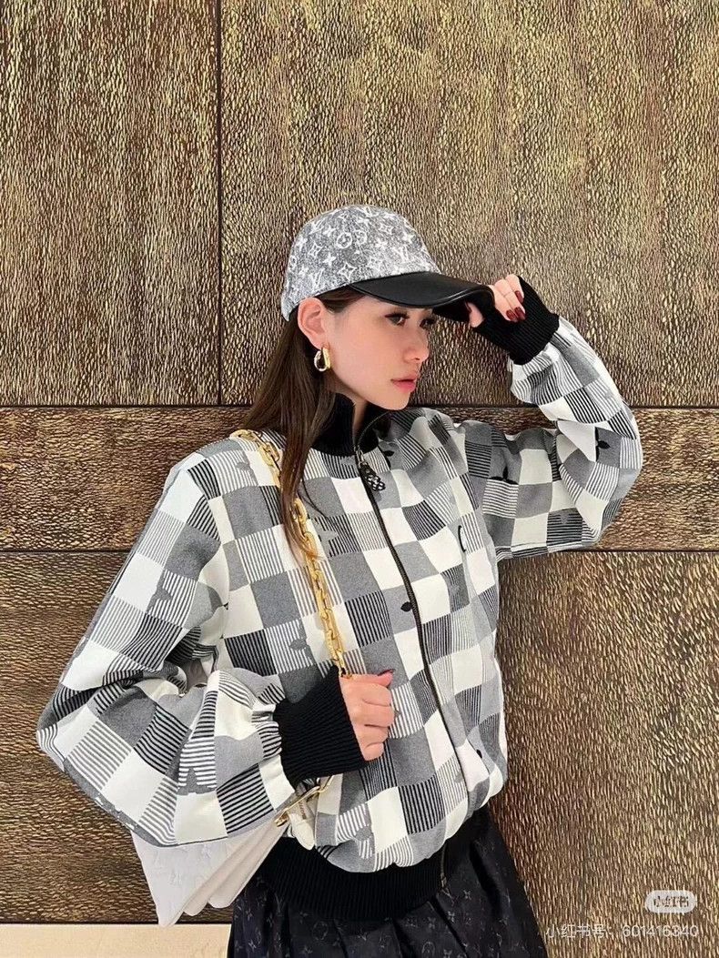 Louis Vuitton Louis Vuitton 23 Spring/Summer Grey and White Checkerboard Size XS / US 0-2 / IT 36-38 - 8 Thumbnail