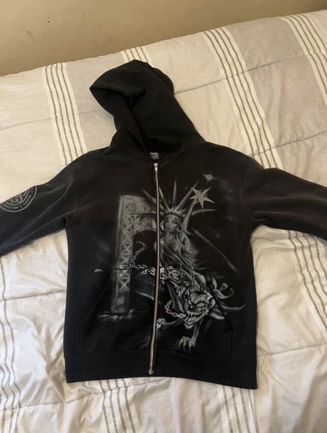 Travis Scott Travis scott hoodie metlife Size US M / EU 48-50 / 2 - 1 Thumbnail