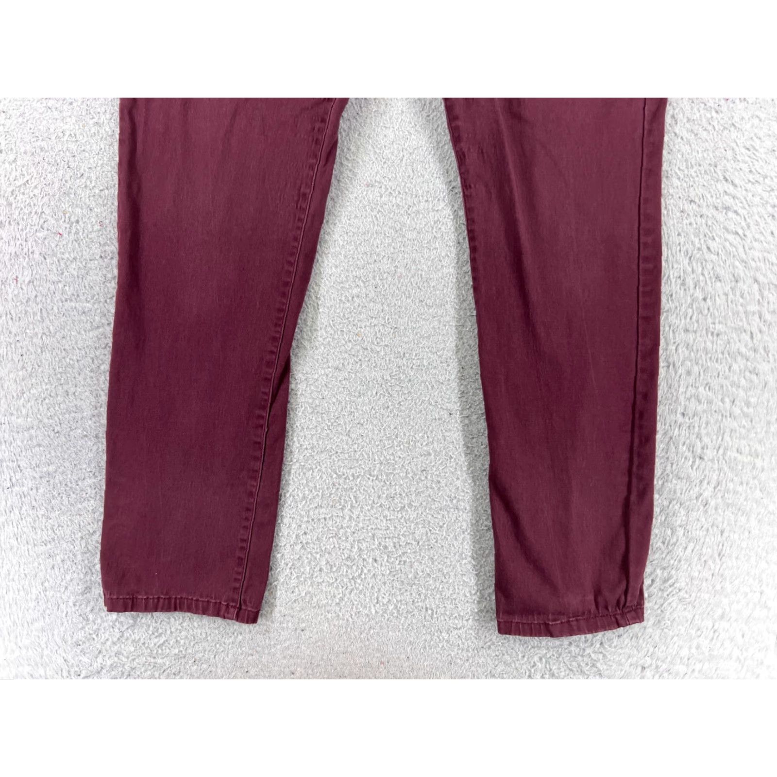 Vintage Bandolino Jeans Womens 6 Red Cotton Blend Regular Straight 26x28 5-Pocket Design Mid Rise Denim Vintage No Size 28" / US 6 / IT 42 - 2 Thumbnail