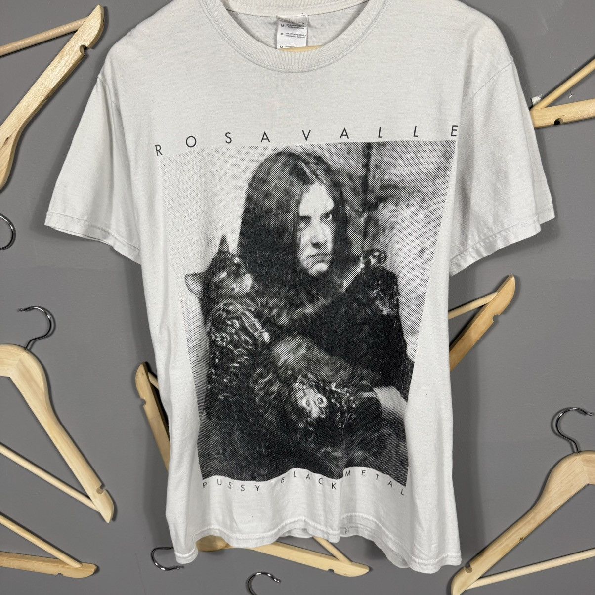 Band Tees Rosa Valle Pussy Black Metal T-shirt Size US M / EU 48-50 / 2 - 3 Thumbnail