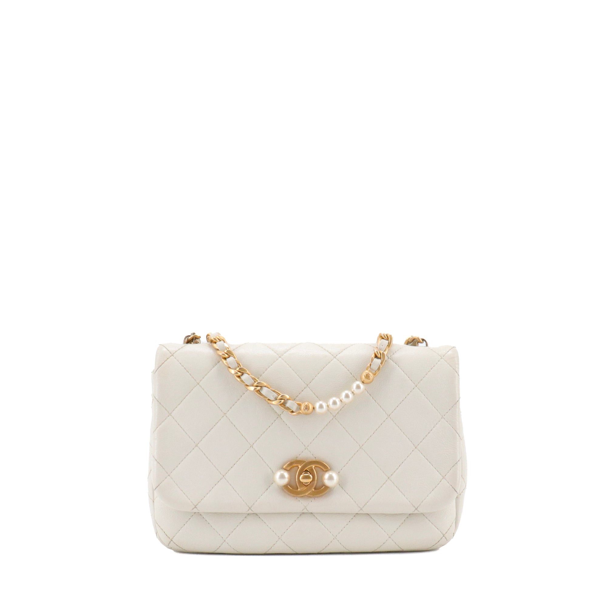 Chanel CHANEL - Chanel Pearl Side Flap shoulder bag in white glazed leather, limited edition Size ONE SIZE - 1 Thumbnail
