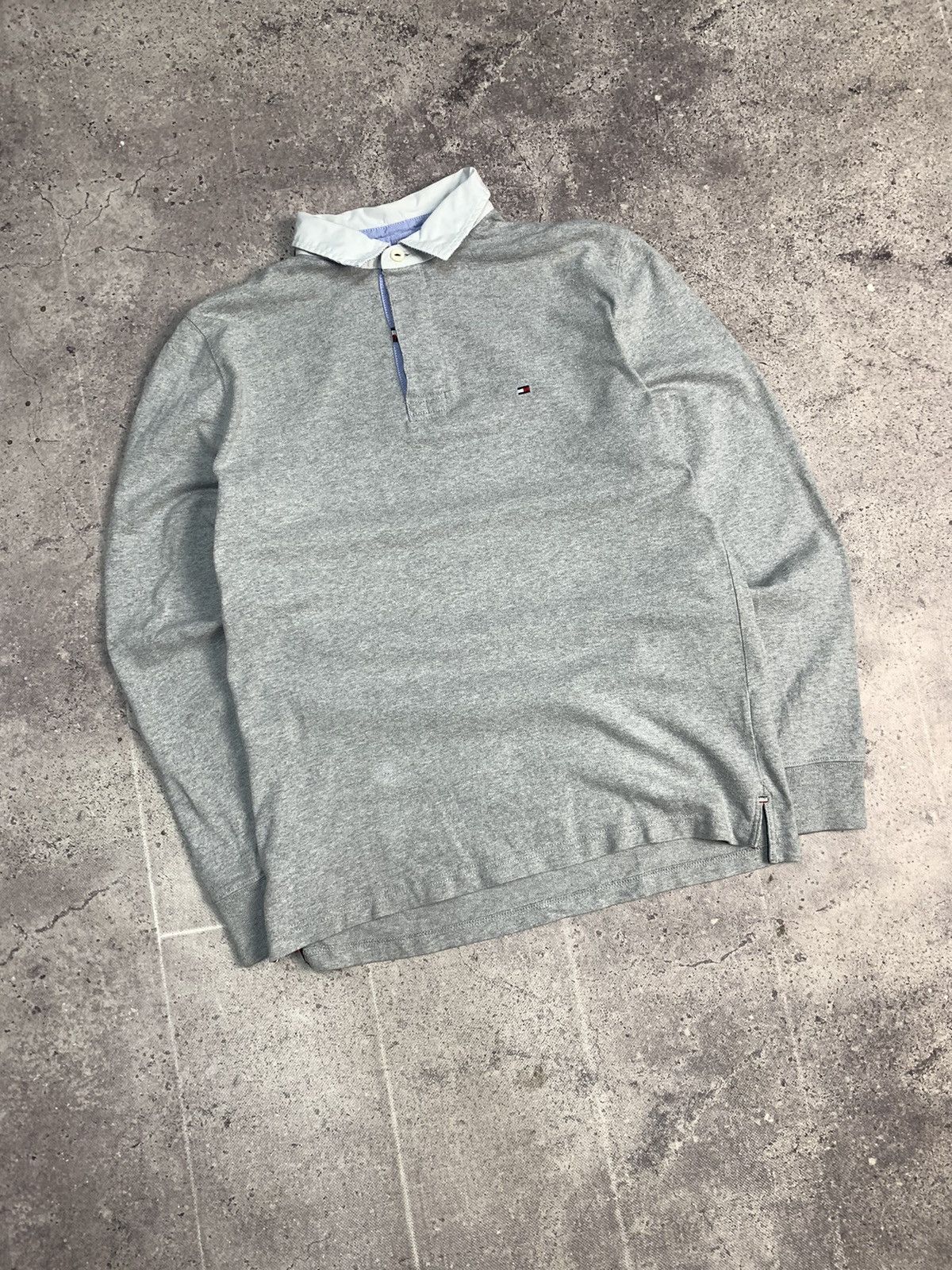 Japanese Brand Vintage Tommy Hilfiger regby long sleeve faded sk8 Y2K Size US L / EU 52-54 / 3 - 5 Thumbnail